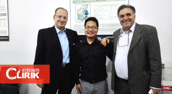 希臘客戶(hù)考察炭黑微粉磨設(shè)備